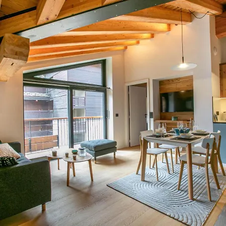 Apartment De Standing Avec Wifi, Garage Et Balcon Au Pied Des Pistes - Fr-1-694-324