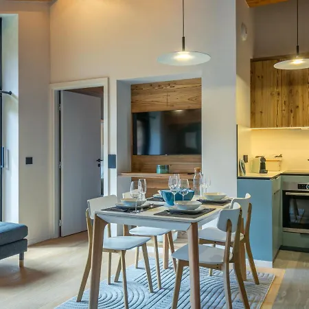 Appartement De Standing Avec Wifi, Garage Et Balcon Au Pied Des Pistes - Fr-1-694-324 Val-dʼIsère